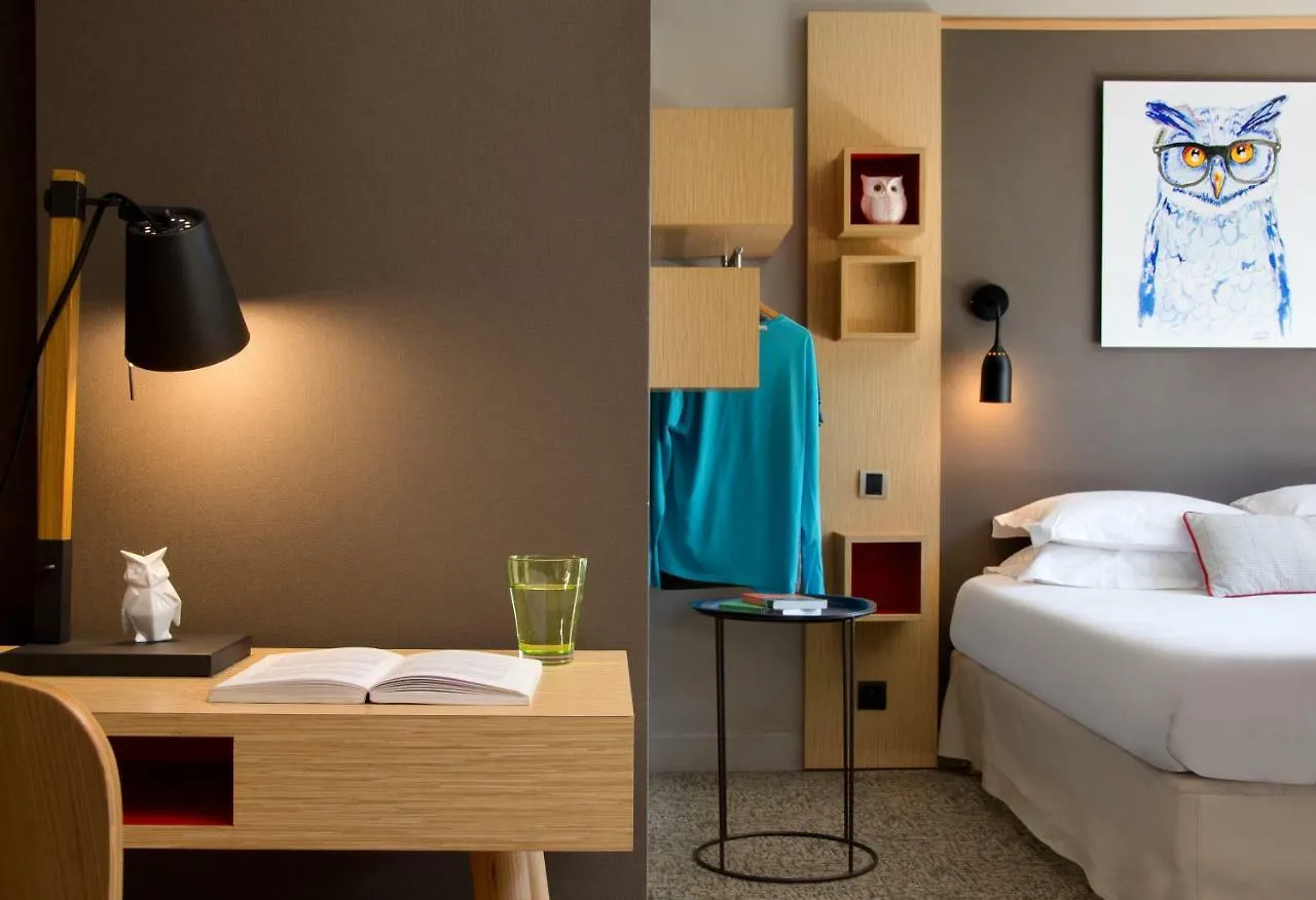 ***  Chouette Hotel Paris France