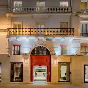 Beauchamps Hotel